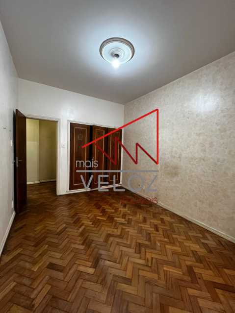 Apartamento à venda com 3 quartos, 134m² - Foto 14