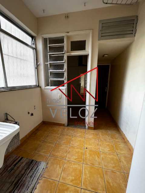 Apartamento à venda com 3 quartos, 134m² - Foto 29