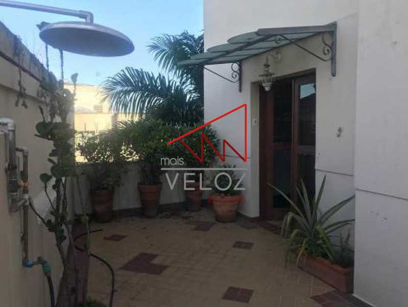 Apartamento à venda com 3 quartos, 180m² - Foto 1