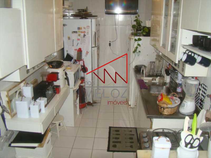 Apartamento à venda com 2 quartos, 94m² - Foto 4