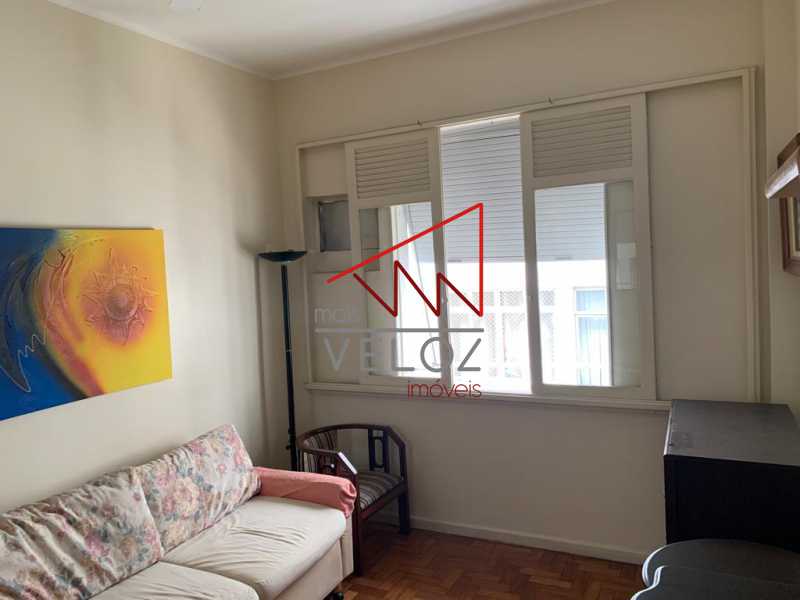 Apartamento à venda com 1 quarto, 41m² - Foto 2