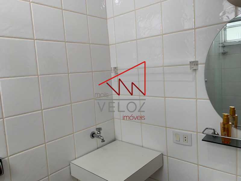 Apartamento à venda com 1 quarto, 41m² - Foto 19