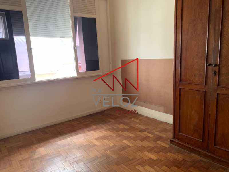 Apartamento à venda com 1 quarto, 41m² - Foto 11