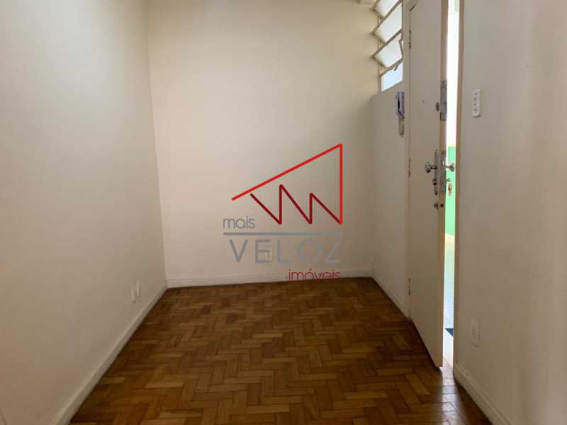 Apartamento à venda com 1 quarto, 41m² - Foto 14