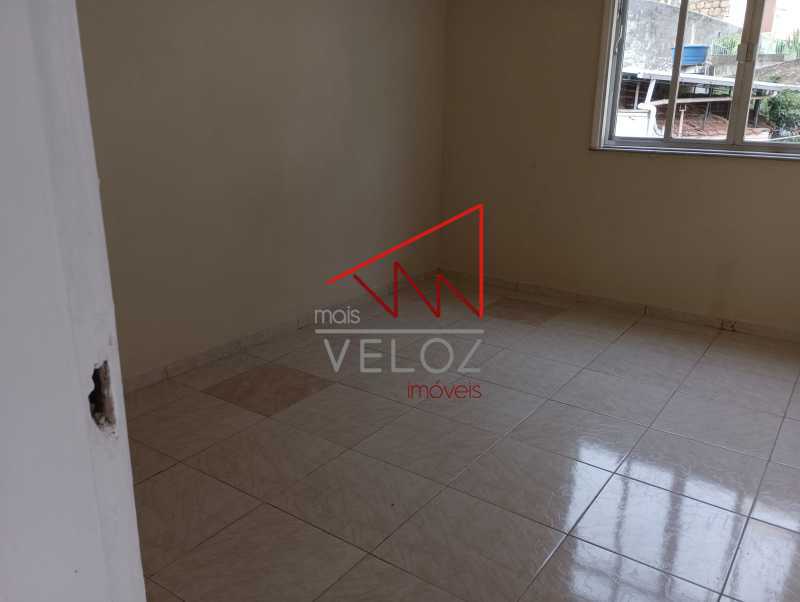 Apartamento à venda com 3 quartos, 70m² - Foto 3