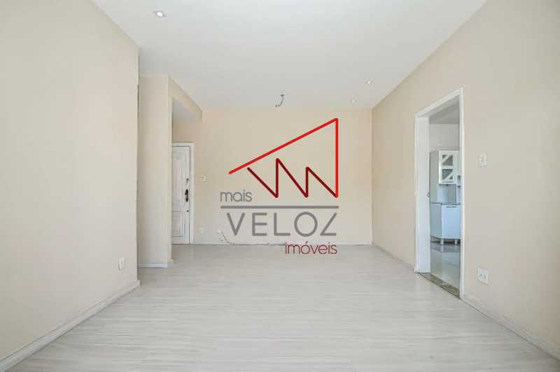 Apartamento à venda com 2 quartos, 46m² - Foto 6