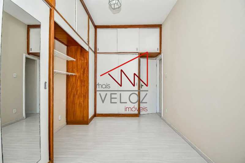 Apartamento à venda com 2 quartos, 46m² - Foto 14