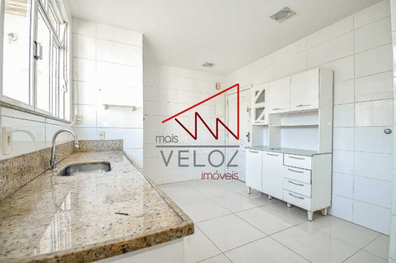 Apartamento à venda com 2 quartos, 46m² - Foto 17