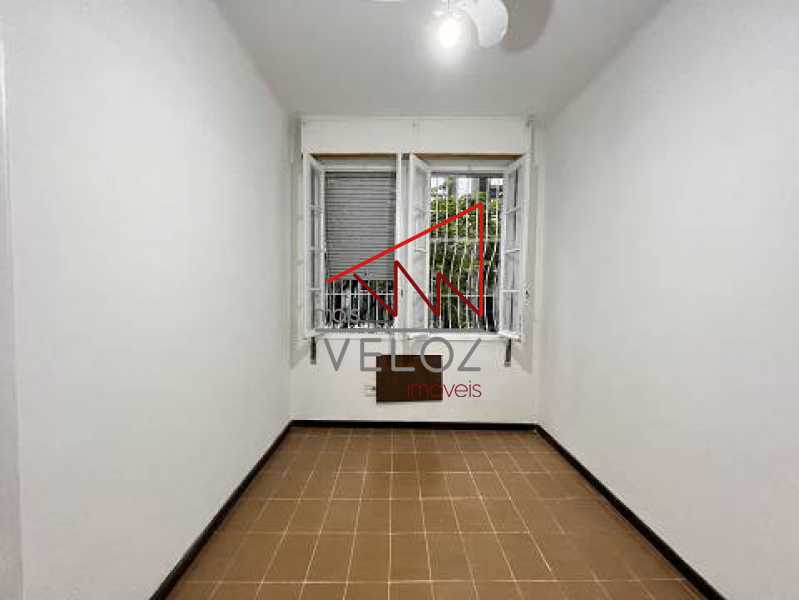 Apartamento à venda com 2 quartos, 79m² - Foto 9