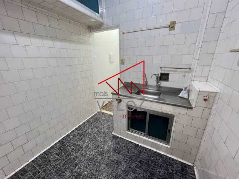 Apartamento à venda com 2 quartos, 79m² - Foto 13