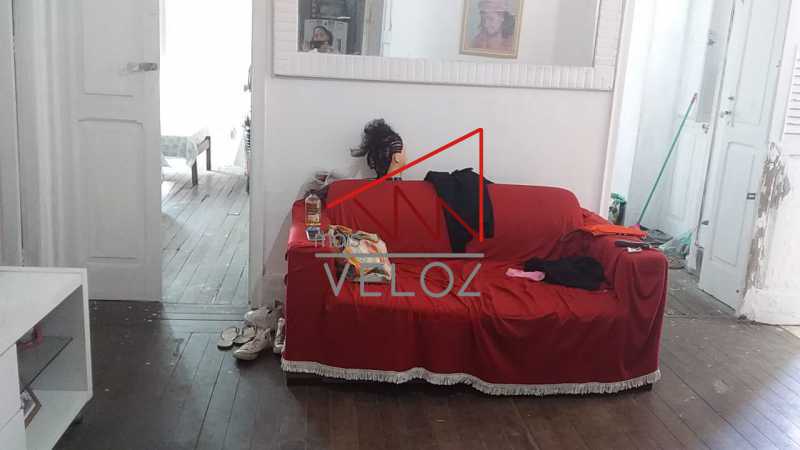 Casa à venda com 3 quartos, 50m² - Foto 2