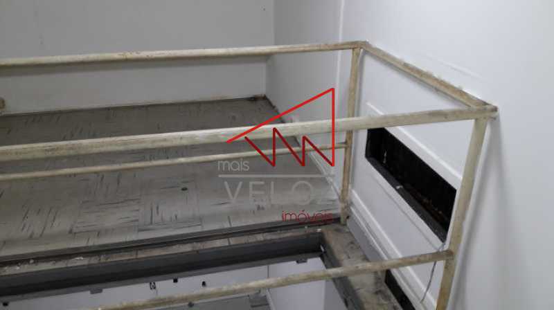 Apartamento à venda com 1 quarto, 40m² - Foto 18