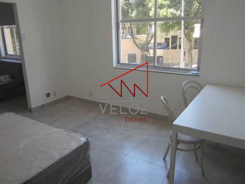 Apartamento à venda com 1 quarto, 38m² - Foto 4