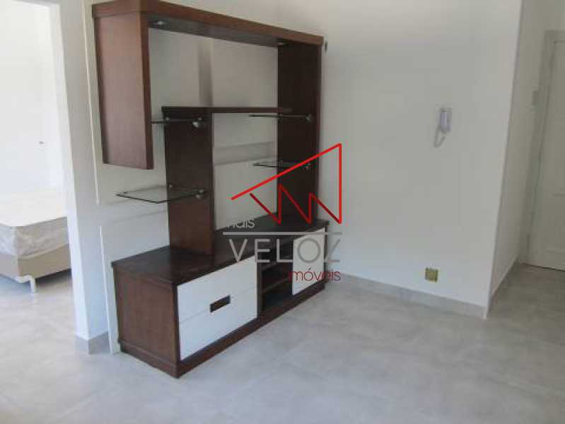 Apartamento à venda com 1 quarto, 38m² - Foto 1