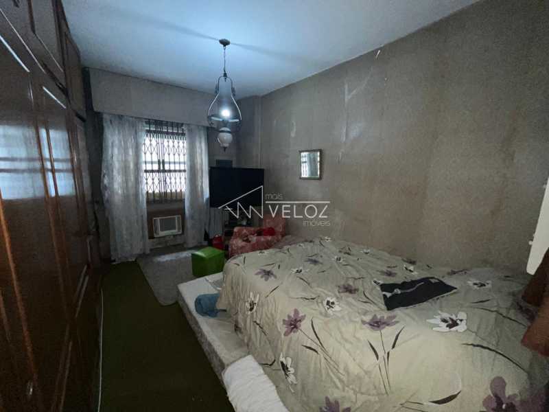 Apartamento à venda com 3 quartos, 210m² - Foto 17