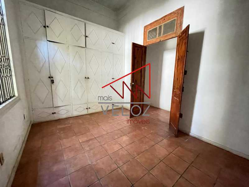 Casa à venda com 3 quartos, 301m² - Foto 23