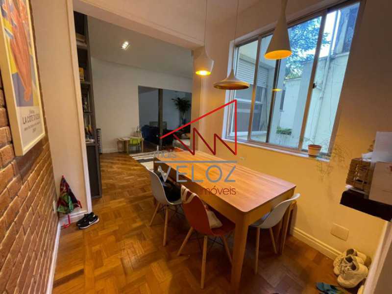 Apartamento à venda com 3 quartos, 96m² - Foto 3