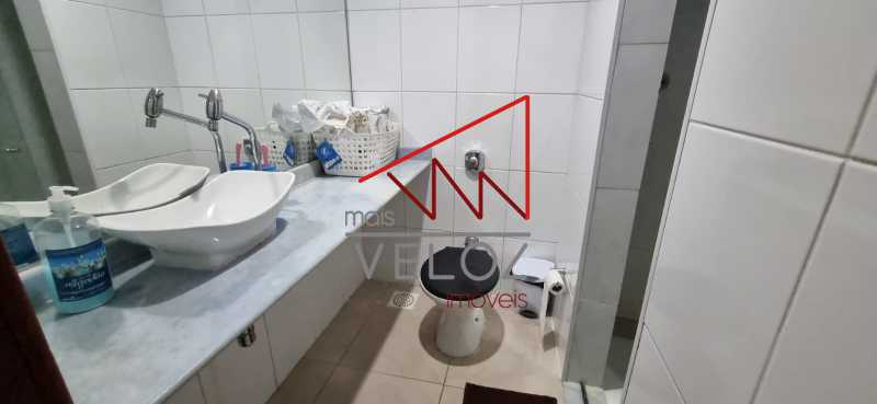 Apartamento à venda com 2 quartos, 80m² - Foto 11