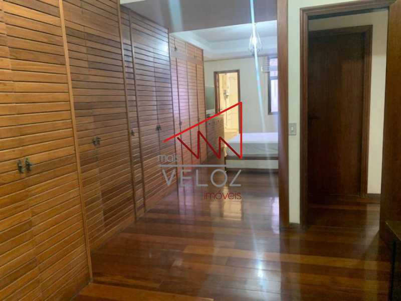 Apartamento à venda com 3 quartos, 203m² - Foto 15