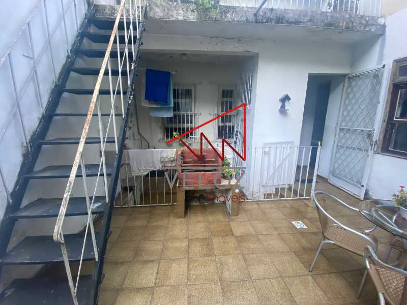 Casa à venda com 3 quartos, 150m² - Foto 25