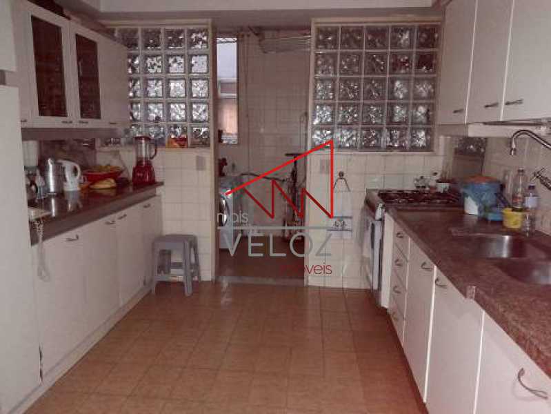 Apartamento à venda com 4 quartos, 195m² - Foto 14