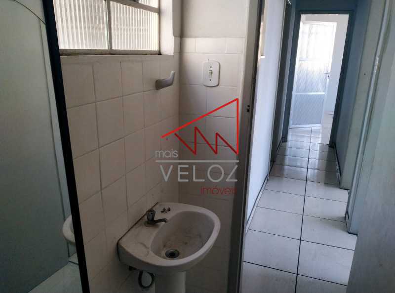 Apartamento à venda com 2 quartos, 68m² - Foto 23