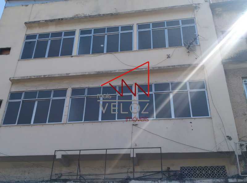 Apartamento à venda com 2 quartos, 68m² - Foto 1