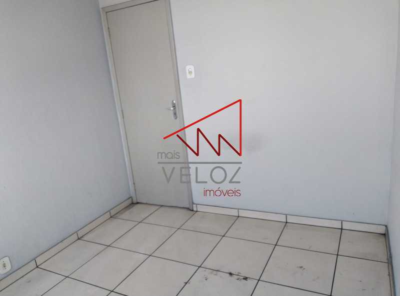 Apartamento à venda com 2 quartos, 68m² - Foto 7