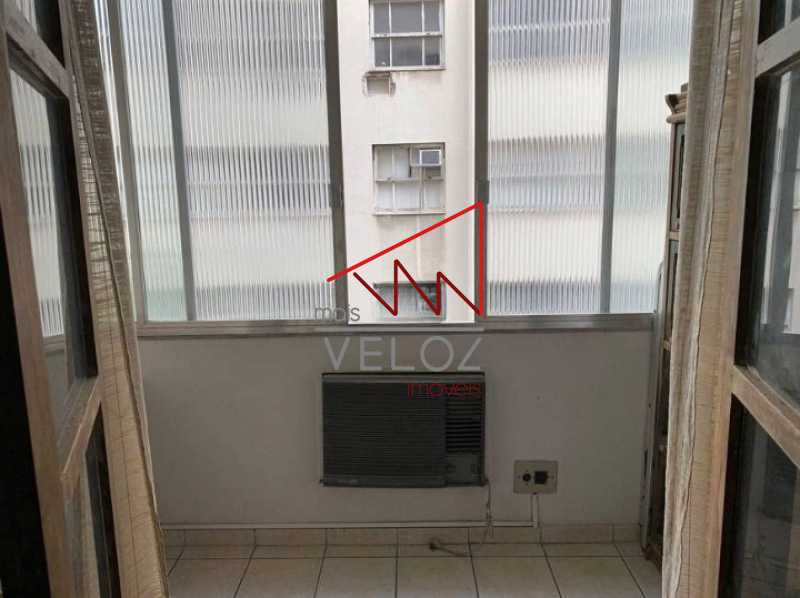 Apartamento à venda com 1 quarto, 46m² - Foto 13