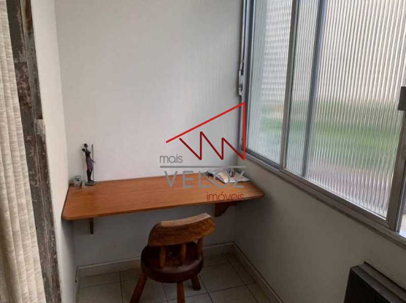 Apartamento à venda com 1 quarto, 46m² - Foto 15