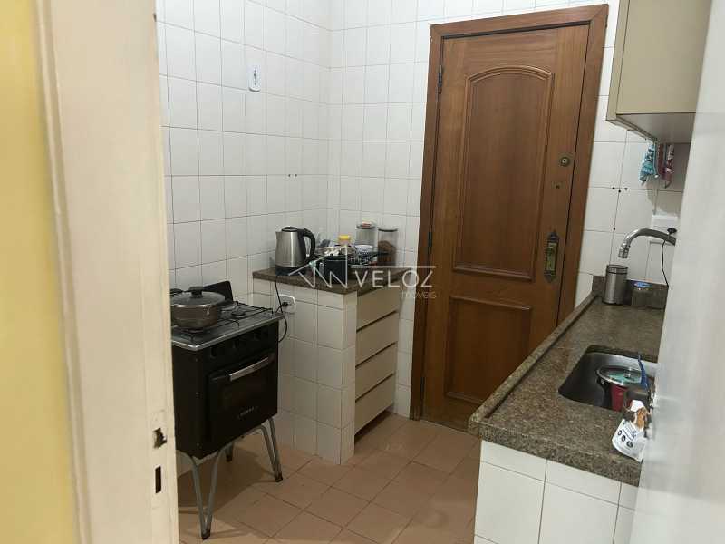 Apartamento à venda com 2 quartos, 72m² - Foto 6