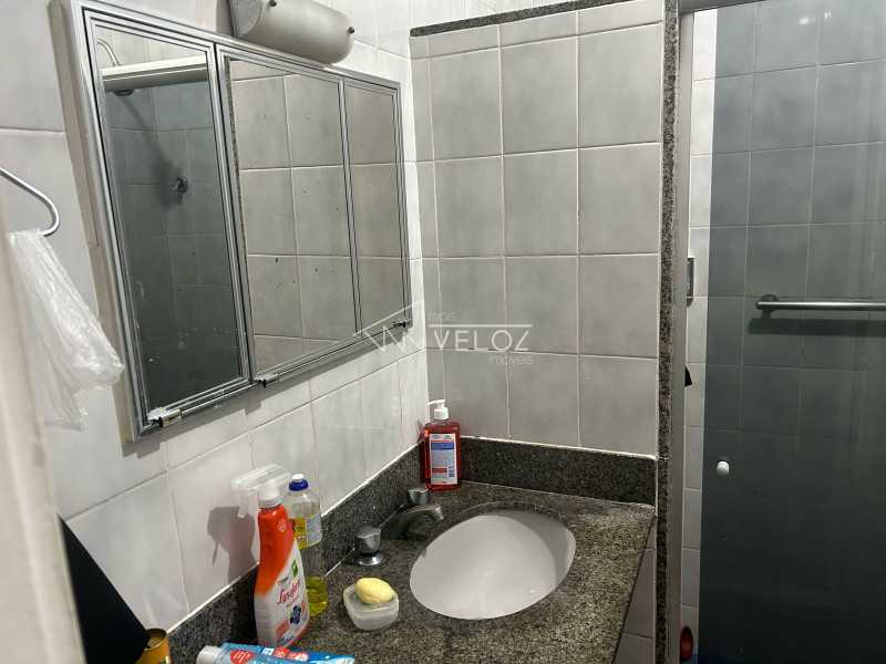 Apartamento à venda com 2 quartos, 72m² - Foto 11