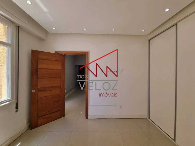 Apartamento à venda com 1 quarto, 48m² - Foto 9