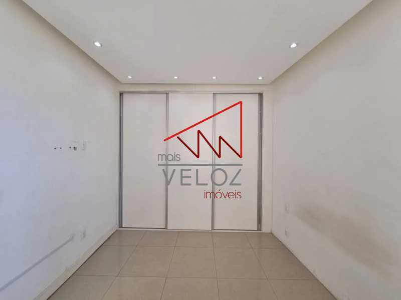 Apartamento à venda com 1 quarto, 48m² - Foto 11