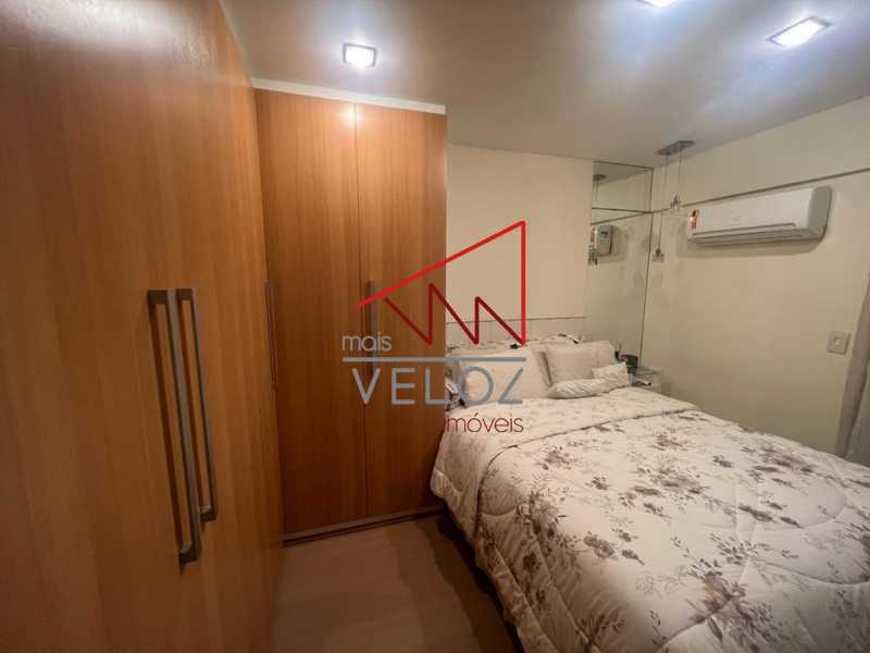 Cobertura à venda com 3 quartos, 230m² - Foto 7