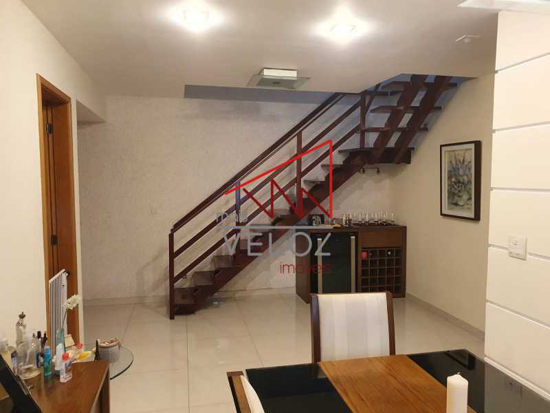 Cobertura à venda com 3 quartos, 230m² - Foto 5