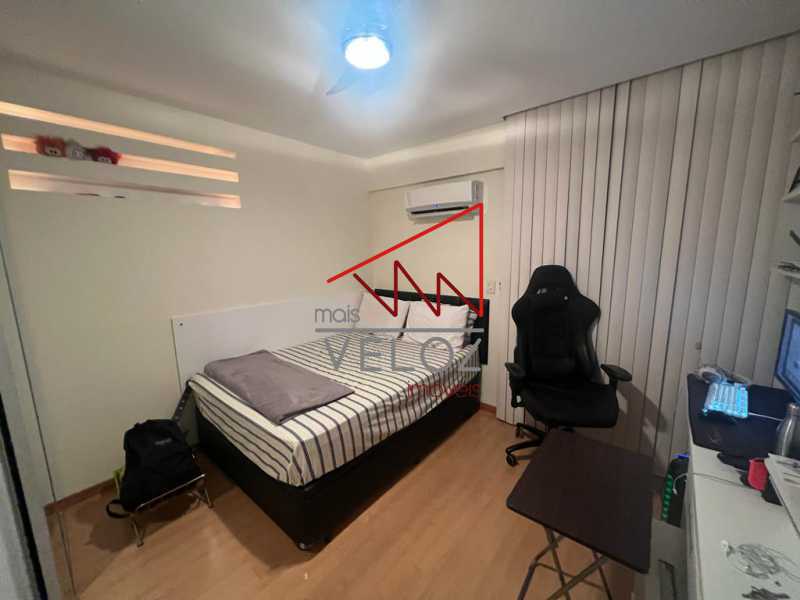 Cobertura à venda com 3 quartos, 230m² - Foto 11