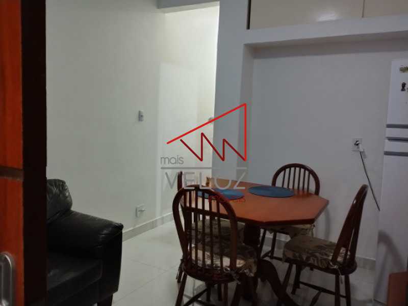 Apartamento à venda com 1 quarto, 38m² - Foto 2