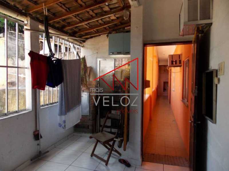 Apartamento à venda com 2 quartos, 80m² - Foto 18