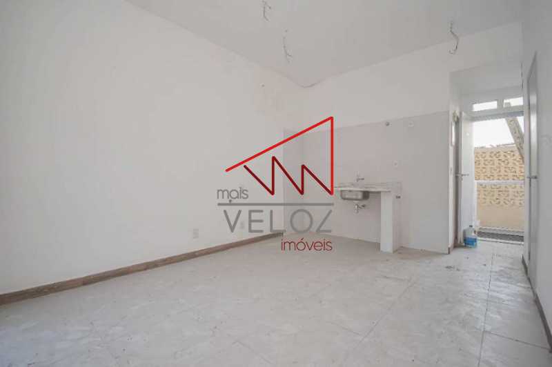 Apartamento à venda com 2 quartos, 41m² - Foto 20