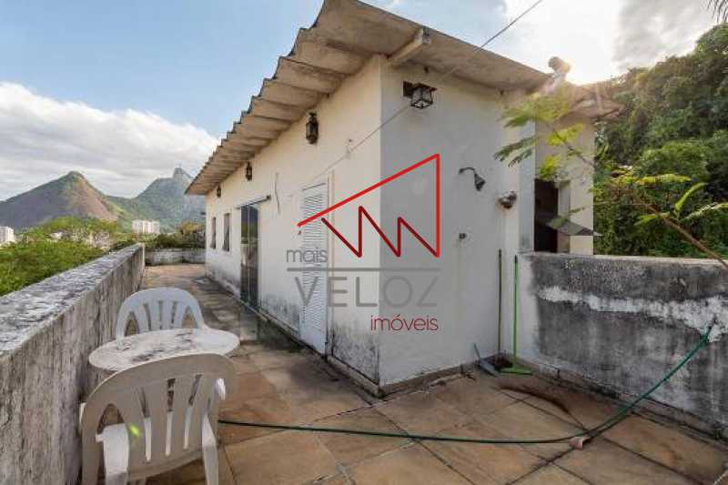 Cobertura à venda com 4 quartos, 270m² - Foto 2