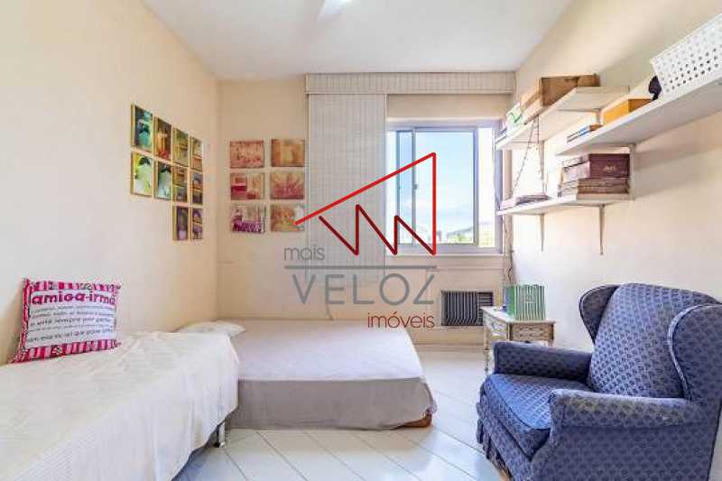 Cobertura à venda com 4 quartos, 270m² - Foto 14