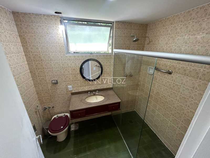 Cobertura à venda com 4 quartos, 270m² - Foto 21