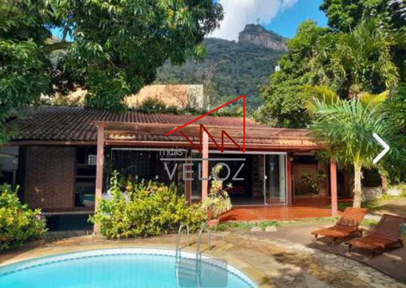 Casa à venda com 6 quartos, 480m² - Foto 1