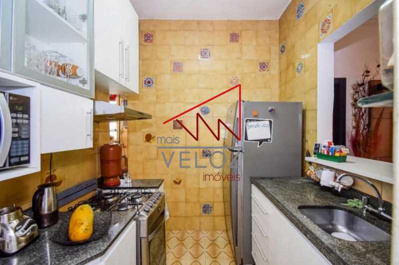 Apartamento à venda com 2 quartos, 69m² - Foto 9