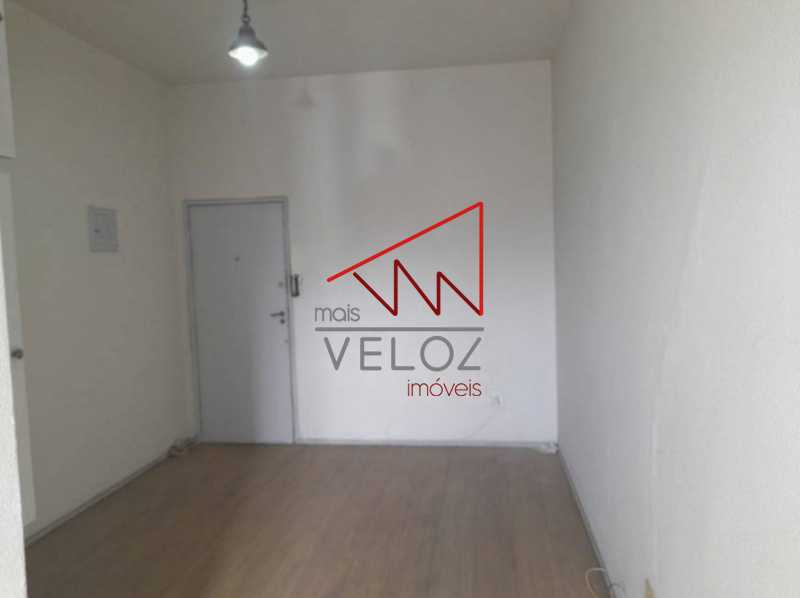 Apartamento à venda com 1 quarto, 25m² - Foto 4