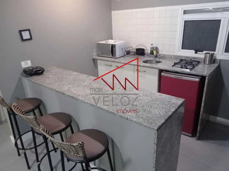 Apartamento à venda com 2 quartos, 58m² - Foto 4