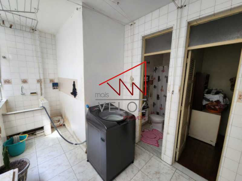 Apartamento à venda com 4 quartos, 200m² - Foto 11