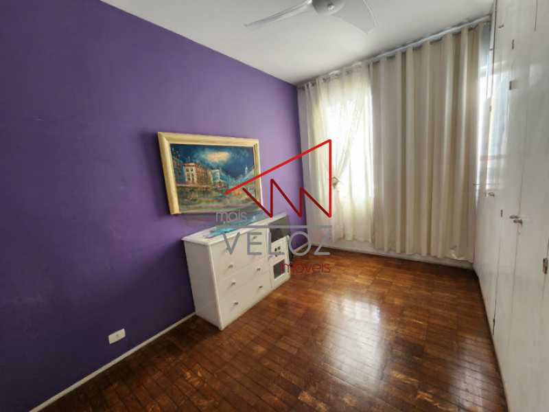 Apartamento à venda com 4 quartos, 200m² - Foto 16