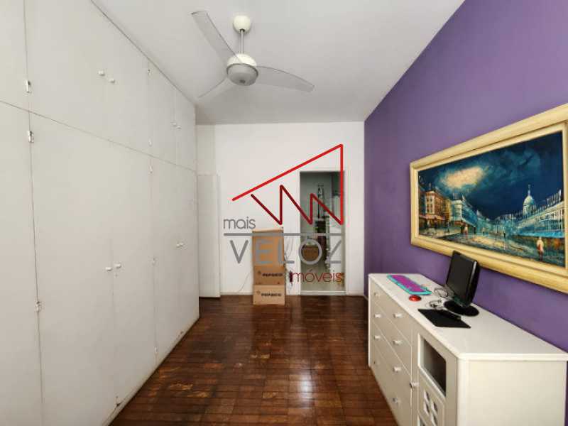 Apartamento à venda com 4 quartos, 200m² - Foto 17